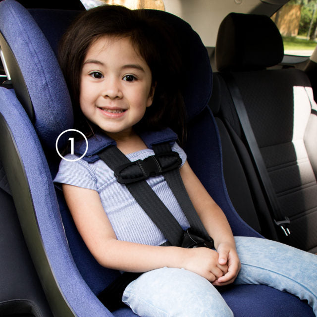 Forward facing clearance car seat straps