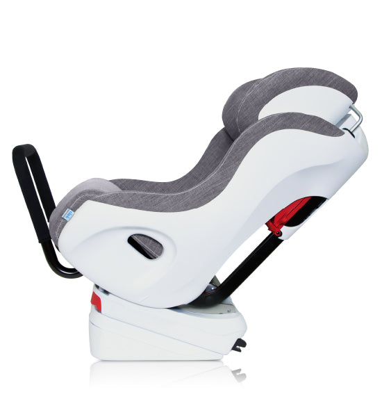 Clek foonf convertible car seat in rear-facing position with anti-rebound bar